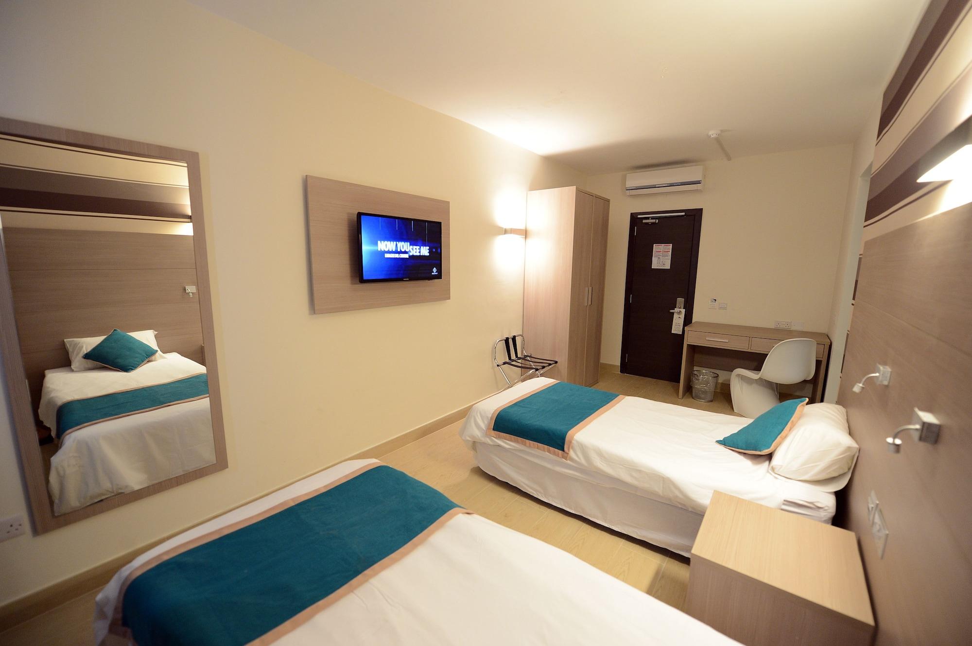 Day'S Inn Hotel And Residence 슬리에마 외부 사진