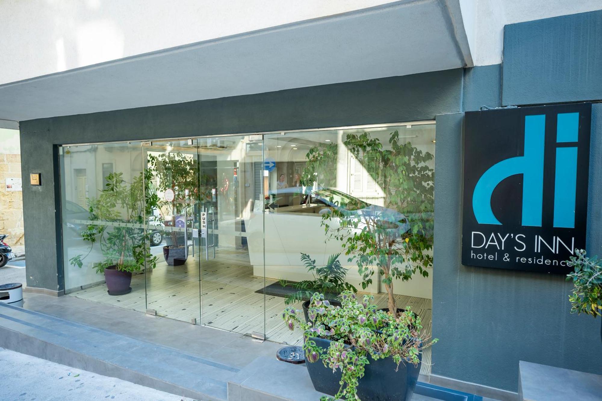 Day'S Inn Hotel And Residence 슬리에마 외부 사진